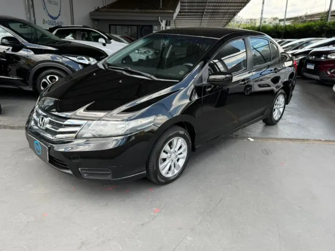 Honda City Hatchback LX 1.5 Flex 16V Aut. 2013