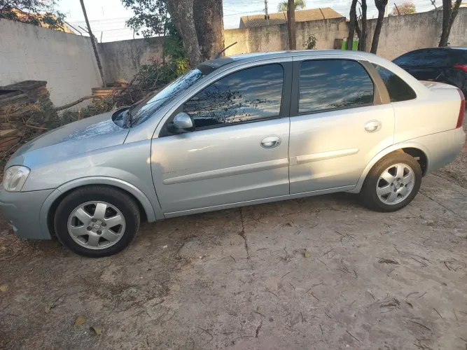 Chevrolet Corsa Sed. Premium 1.4 8V Econoflex 4P 2009