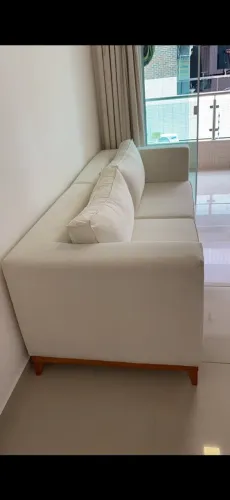 Sofá em linho em ótimo estado