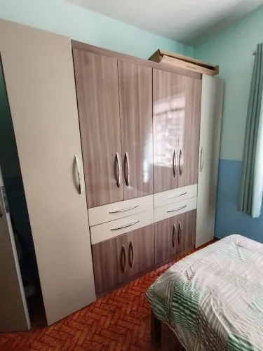 Doação guarda roupa