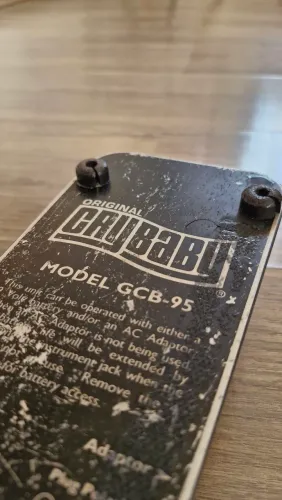 Pedal cry baby dumlop para guitarra