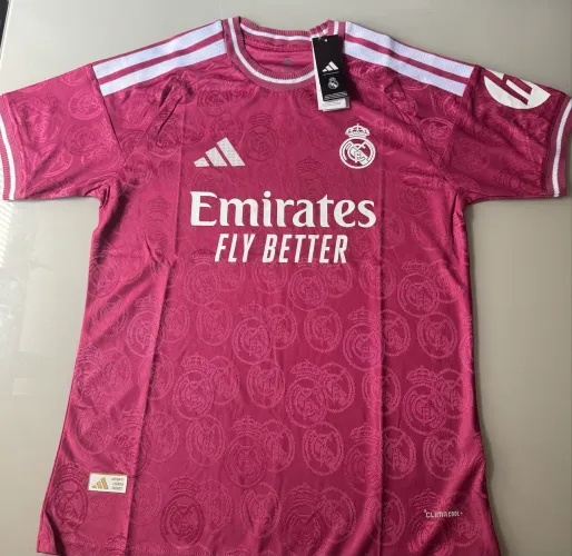 Camisa do Real Madrid Versão jogador 26/27