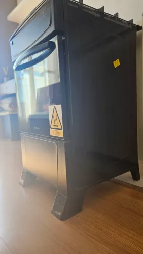 Fogão à gás Atlas 4 bocas Mônaco Top Glass com  mesa de vidro  e acendimento automático 