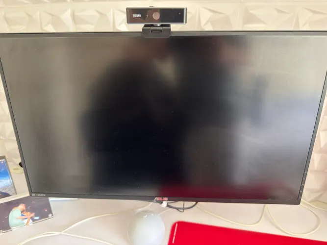 Monitor Gamer ASUS TUF 27", Full HD, 280Hz, IPS, G-Sync, Altura Ajustável - VG279QM