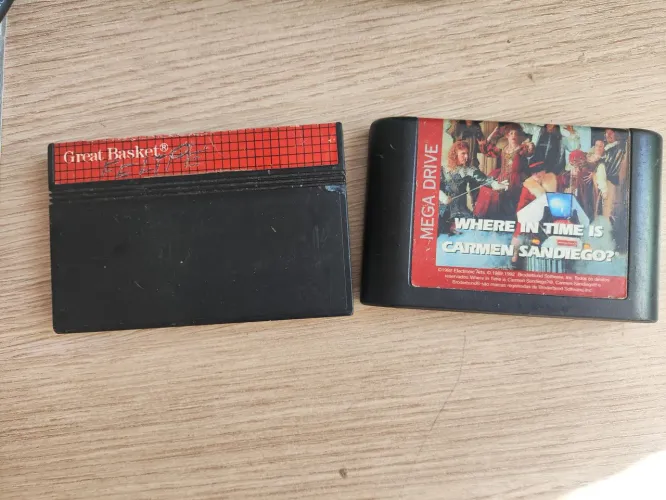 Fitas e jogos mega drive