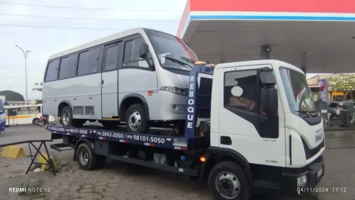 GUINCHO REBOQUE IVECO TECTOR 11.190