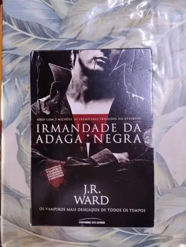 Box Irmandade das adagas negras.