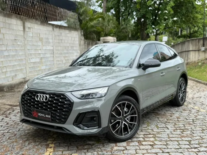 Audi Q5 Black 2.0 TFSI Quattro S Tronic 2022