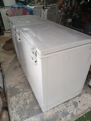 Frizzer horizontal 532 litros funcionando perfeitamente 