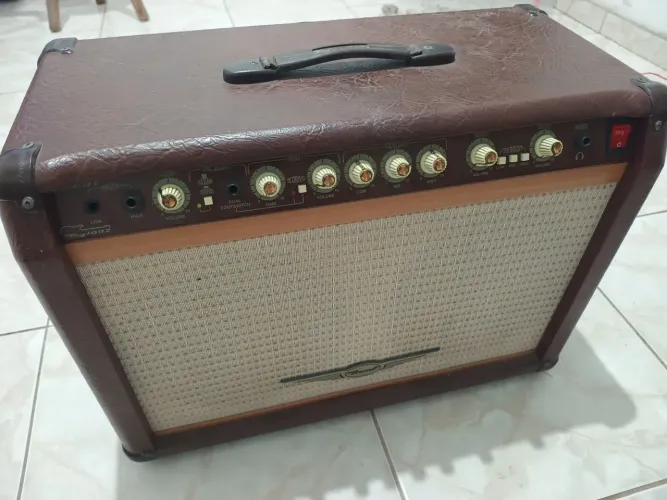 Amplificador guitarra Oneal 1002 <br>Amplificador guitarra oneal ocg-cubo1 302-cr preto 130w