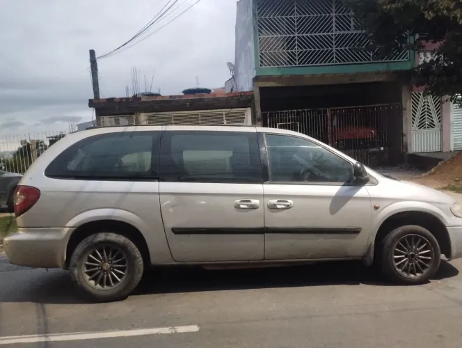 Chrysler Grand Caravan SE 3.3 V6 2005
