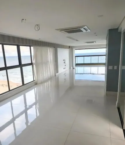 Apartamento á venda possui 237 metros quadrados com 4 quartos em Boa Viagem - Recife - PE!