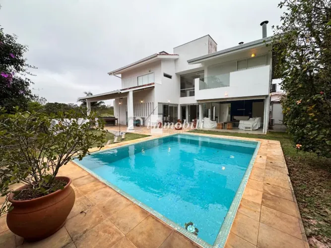 Casa à venda e para alugar em Carapicuíba, Granja Viana, com 3 quartos, com 440 m², Jardim
