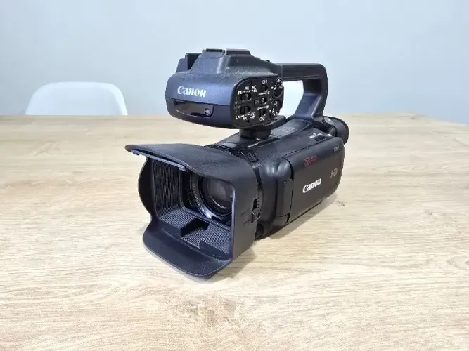 Canon Xa11 Full Hd Ntsc - Câmera de Vídeo Profissional
