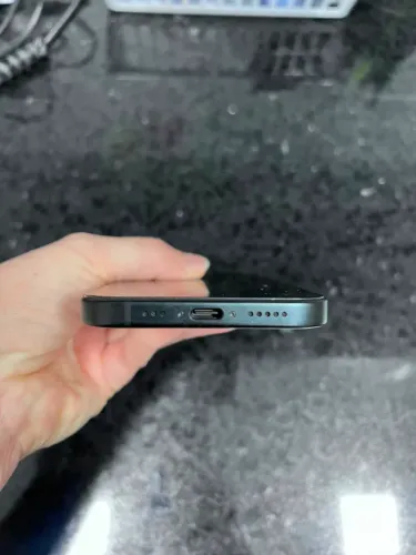 iPhone 15 128 GB