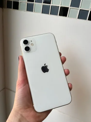 iPhone 11 (Usado) de 64gb 