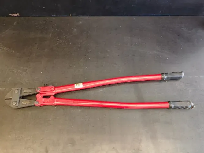Tesourão corta vergalhão 42 Polegadas 105 Cm