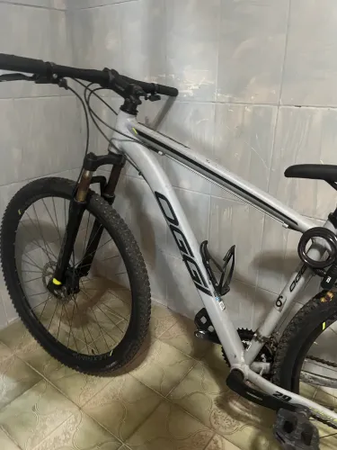 Vende-se bicicleta