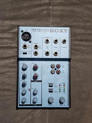 Mesa de som renyx 502