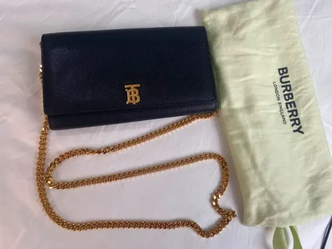 Burberry TB Continental Wallet on Chain