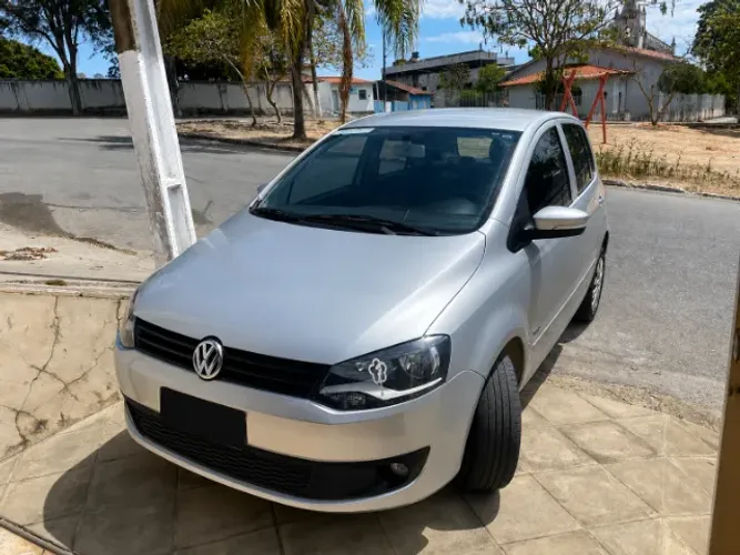 Volkswagen Fox 1.6 MI Total Flex 8V 5P 2011