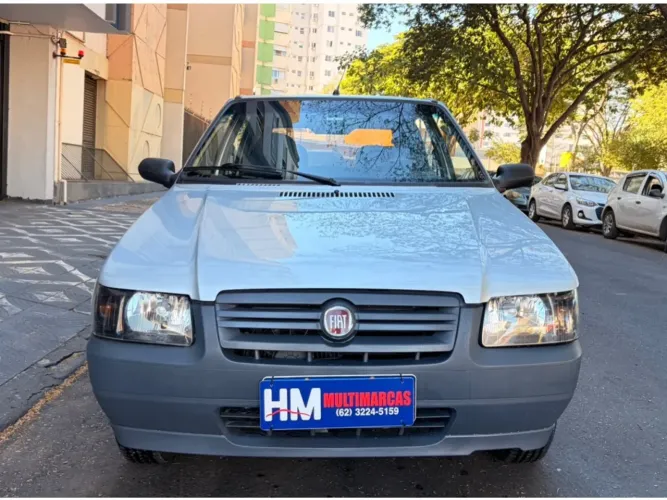 Fiat Uno Mille Celeb. WAY Econ. 1.0 F.flex 4P 2010