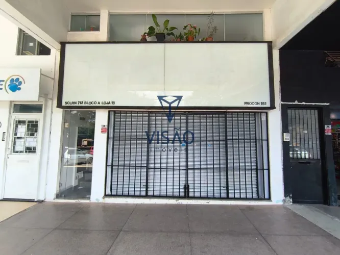 Asa Norte Loja Reformada de frente para a W3 Norte