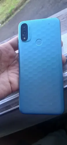 Moto e20