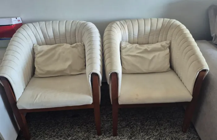 Vendo duas Poltronas