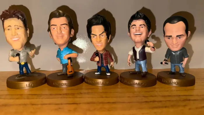 MINIATURAS CANTORES