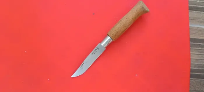 Canivete Francês Opinel Nº 8 Original - Lâmina Inox / Madeira Faia