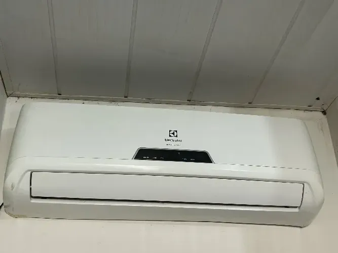 Ar condicionado semi novo