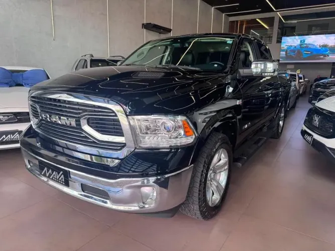 Ram Classic Laramie 5.7 V8 16V Gasolina 4X4 Aut. 2022