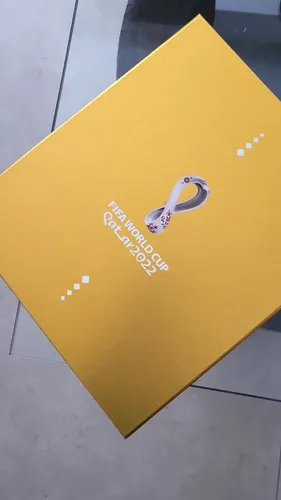 Kit exclusivo caixa dourada com álbum dourado panini copa do mundo qatar