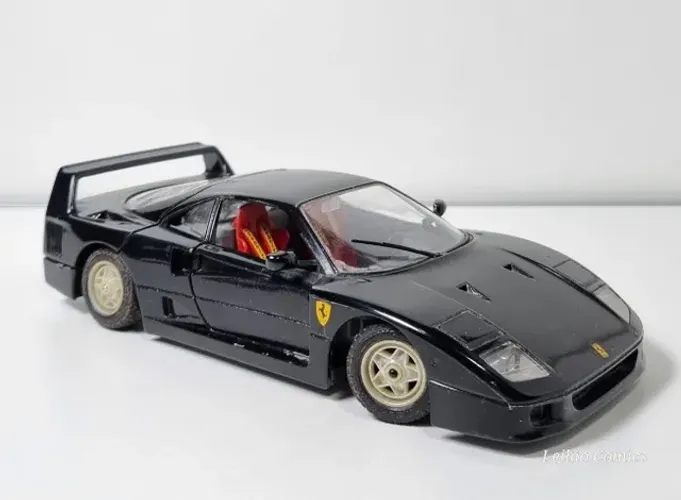 Miniatura Ferrari F40 1987 Bburago 1/24 Preto