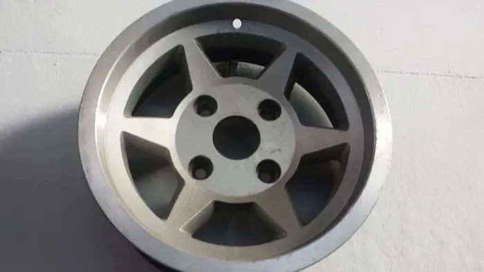 Roda aro 14 Buggy prata retro 4x130 offset negativo Volkswagen jogo