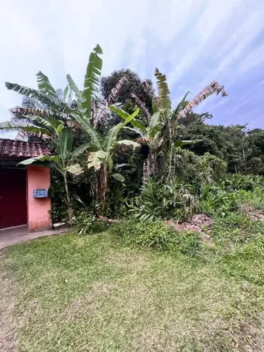  Terreno. busca tranquilidade!  500 metros da Praia Guaraú Peruíbe !!!
