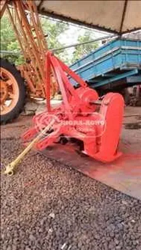 Enxada Rotativa Lavrale modelo L 90