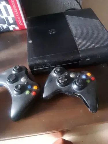 Xbox 360 - R$ 600 reais