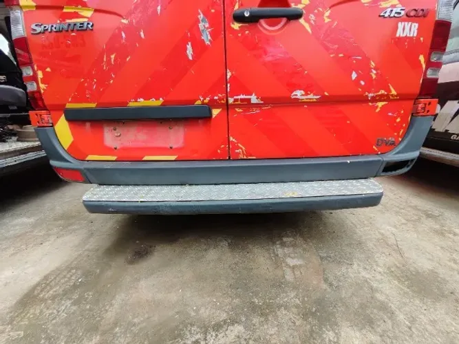 Para choque Traseiro Mercedes Sprinter 415 2012/2019 Pára-choque Parachoque