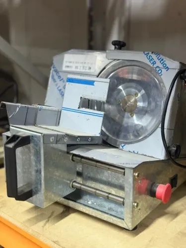 Cortador de frios semi automático 