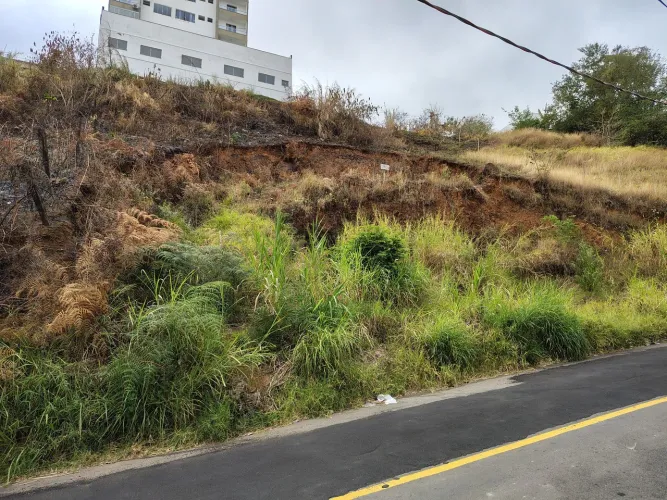 TERRENO 502m2 AEROPORTO SENDO 15m DE FRENTE 58m DE CADA LADO PERTO AO PRÉDIO INTER