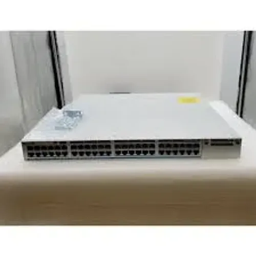 Switch Cisco Catalyst 9300 48UXM L3 36x2.5G UPOE+ 12 x 100/1000/2.5G/5G/10G UPOE