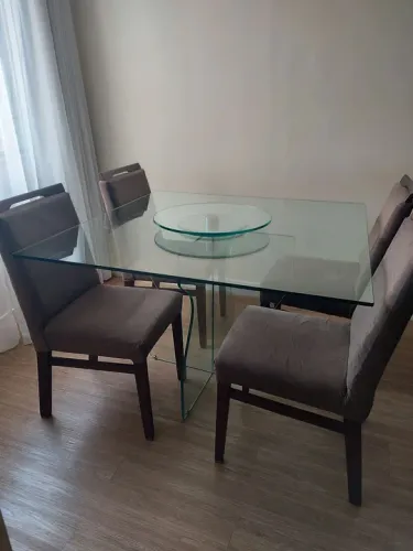 Mesa de Jantar de Vidro