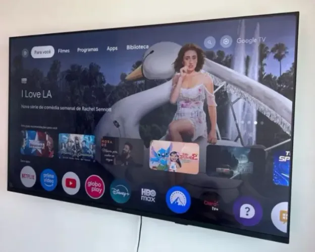 TV 65" Philips usada