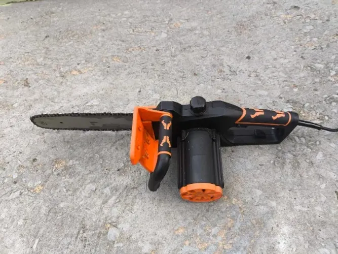 Moto serra elétrica 