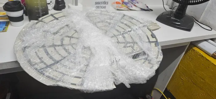 Millenium Falcon montada ate o fascículo  48