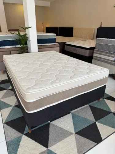 Cama de Casal Ortobom seminova - Entrego!
