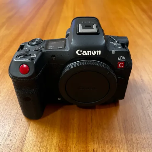 Canon EOS R5 C - Cinema 8K Profissional Full Frame 