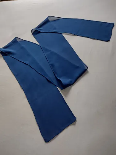 Echarpe/ faixa azul de voile 